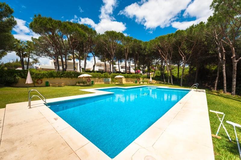 Lovely Townhouse, Swimming Pool Holiday home Marbella