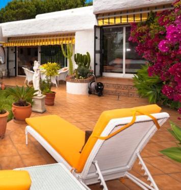 Lovely Townhouse, Swimming Pool Holiday home Marbella