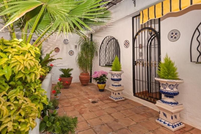 Holiday home Lovely Townhouse, Swimming Pool *