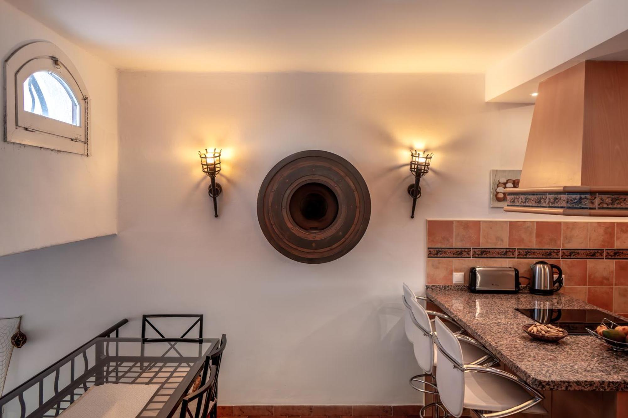 Lovely Townhouse, Swimming Pool Сasa de vacaciones *